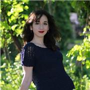 Profesora de música, iniciación musical, lenguaje musical, trompa, apreciación musical, danza clásica y pilates